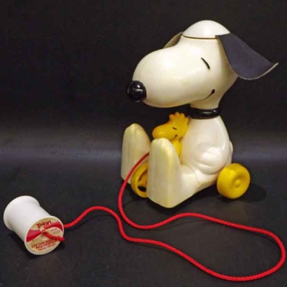 snoopy pull toy